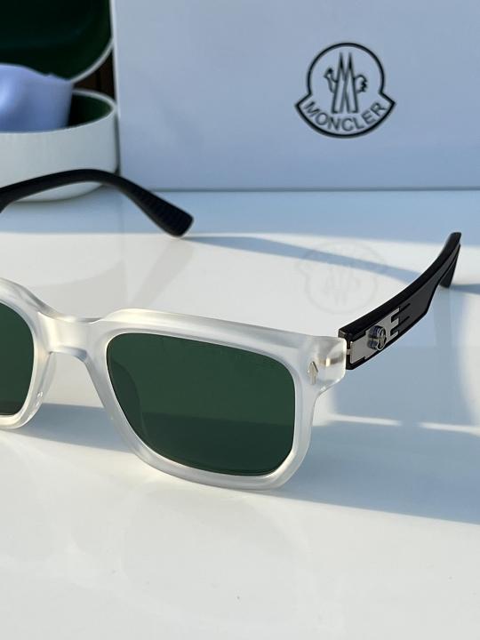 moncler 7507 white green