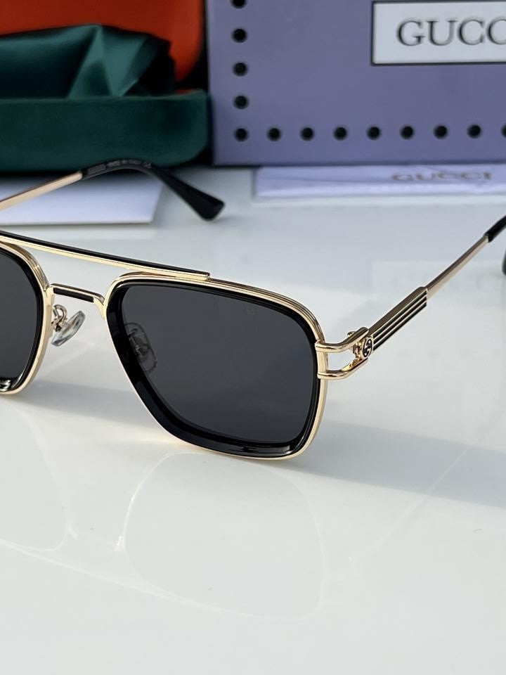 Gucci 769 gold black