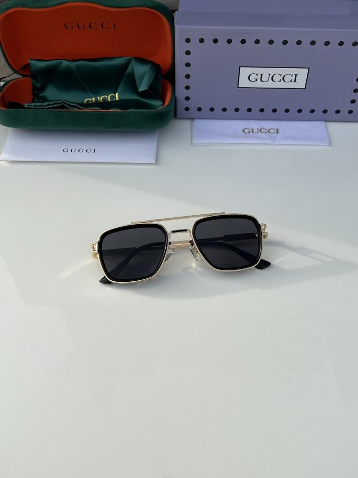 Gucci 769 gold black