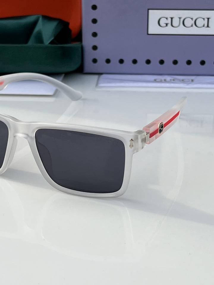 Gucci 8949 white black