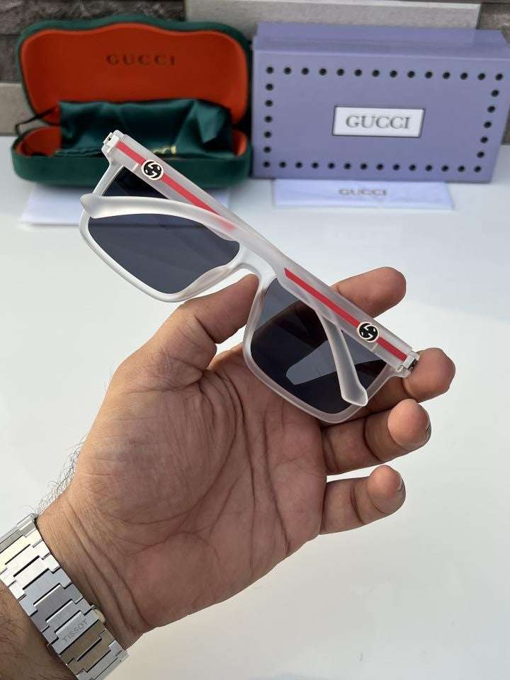 Gucci 8949 white black