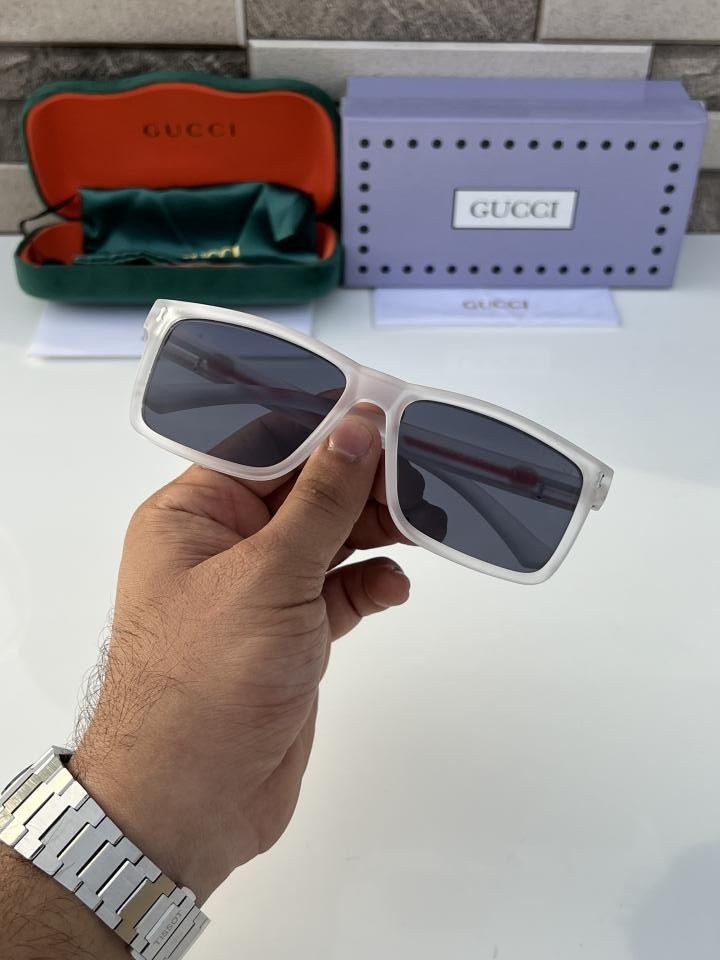 Gucci 8949 white black